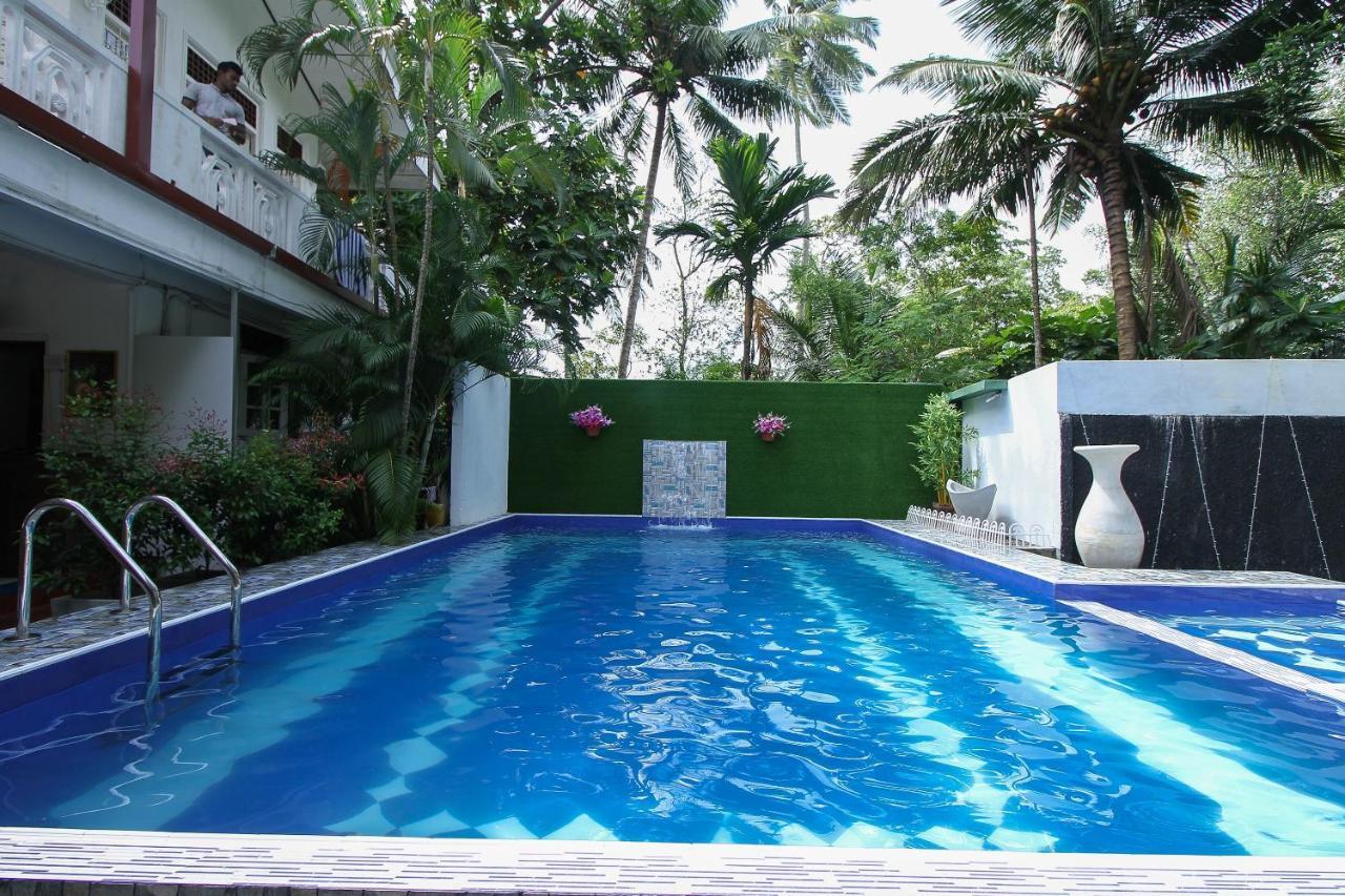 Lagoon Garden Hotel Берувала Экстерьер фото